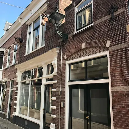 Koningshof Xl شقة